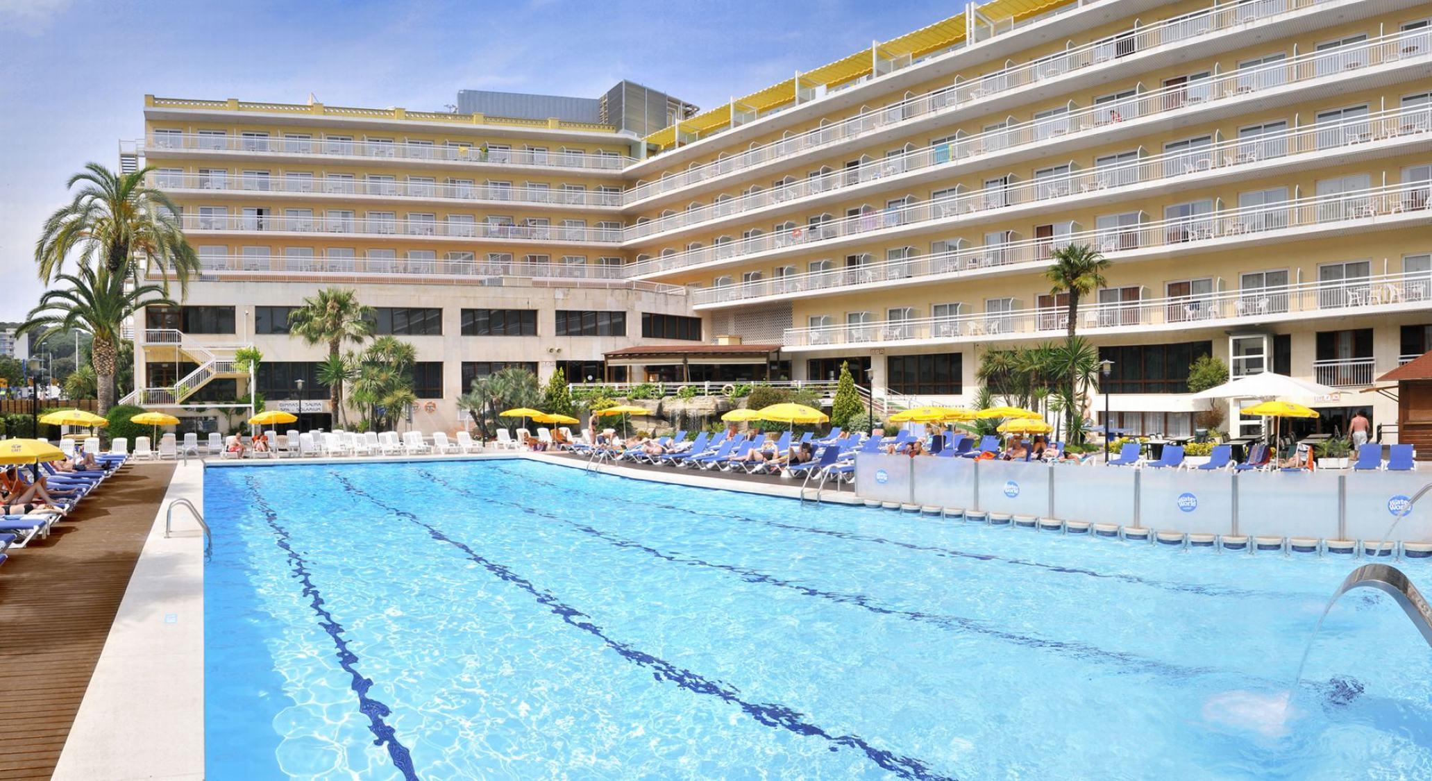 Ght Oasis Park & Spa Lloret de Mar Exterior photo